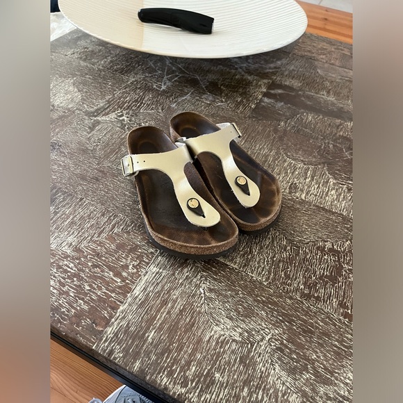 Birkenstock Other - Gold Birkenstock sandals girls 36